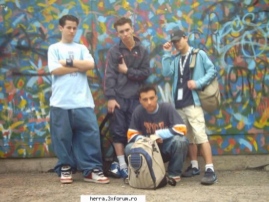 Connection Crew - Ha .... Aiurea ... Nu`mi place cum va prezentatzi - Trupe De Dans !